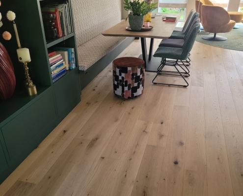 Houten vloer met vloerverwarming in Assen Houten vloer met vloerverwarming in Assen
