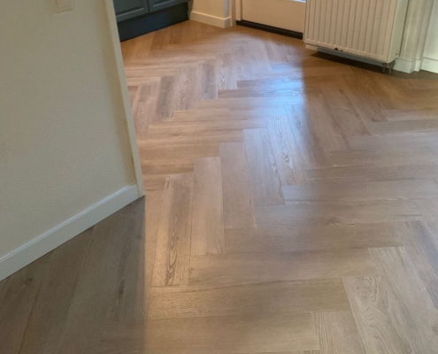 PVC visgraatvloer in Vries