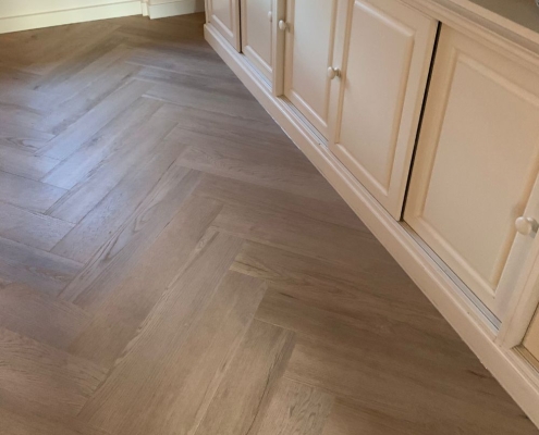 PVC visgraatvloer in Vries