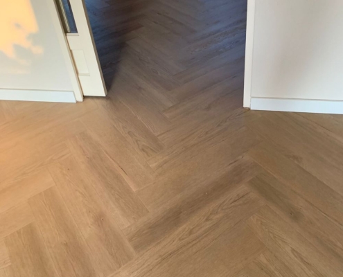 PVC visgraatvloer in Vries