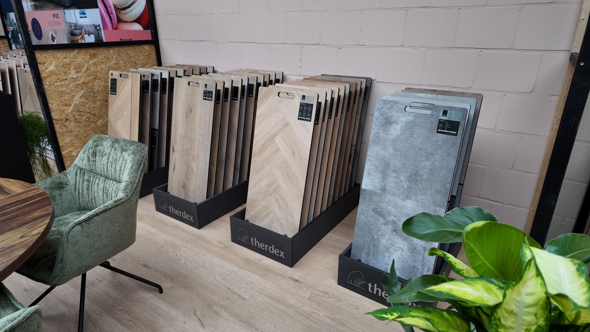 Parketmeester Tiel -Therdex in de showroom - PVC vloeren Parketmeester Tiel -Therdex in de showroom - PVC vloeren