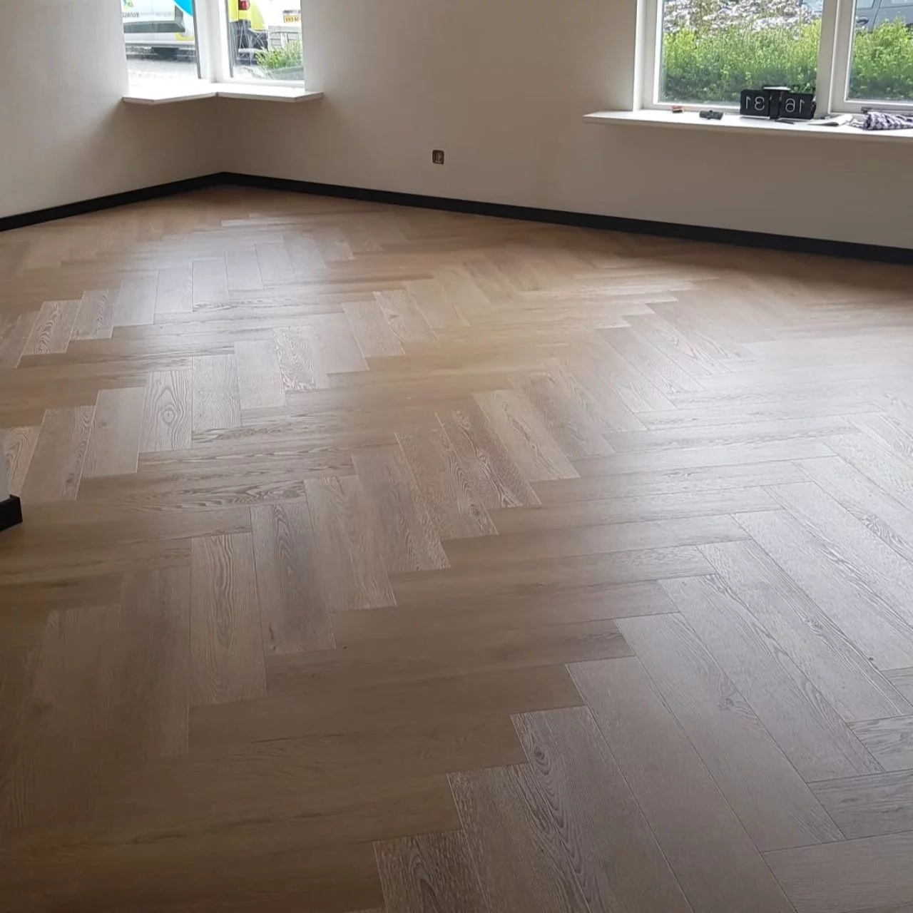 pvc-visgraat-in-woonkamer-after